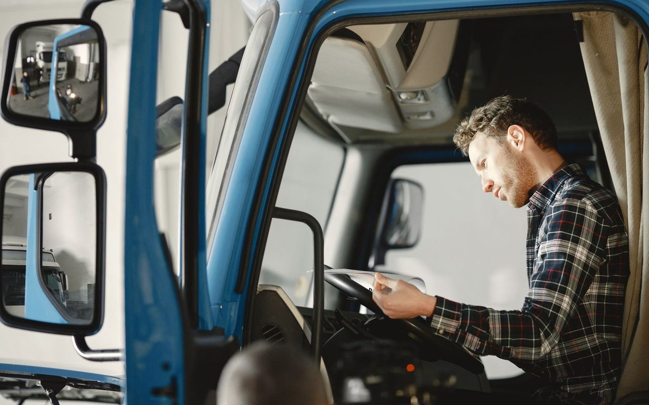 How to Use Your VIN to Buy Guaranteed-Fit Semi Truck Parts